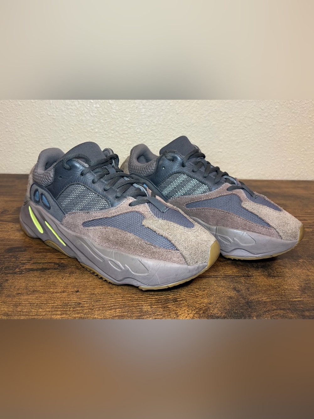 adidas Yeezy Boost 700 V1 'Mauve' (EE9614) - Men's Size 8